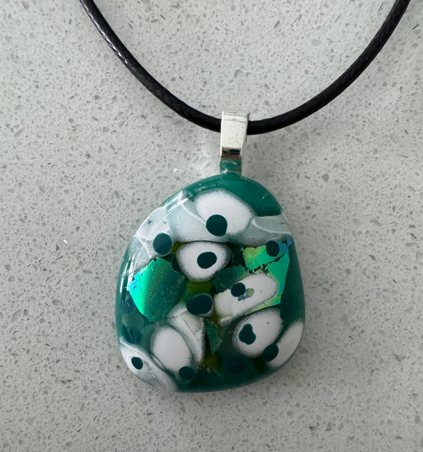 Green & White with Dichro