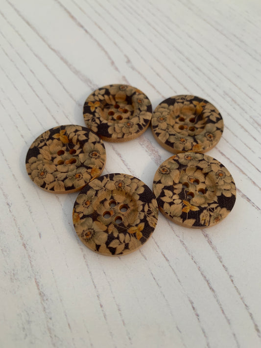 Buttons - Wooden 2.5cm